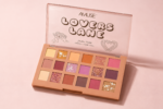 Paleta de Sombras Lovers Lane  Amuse (18 Tonos)